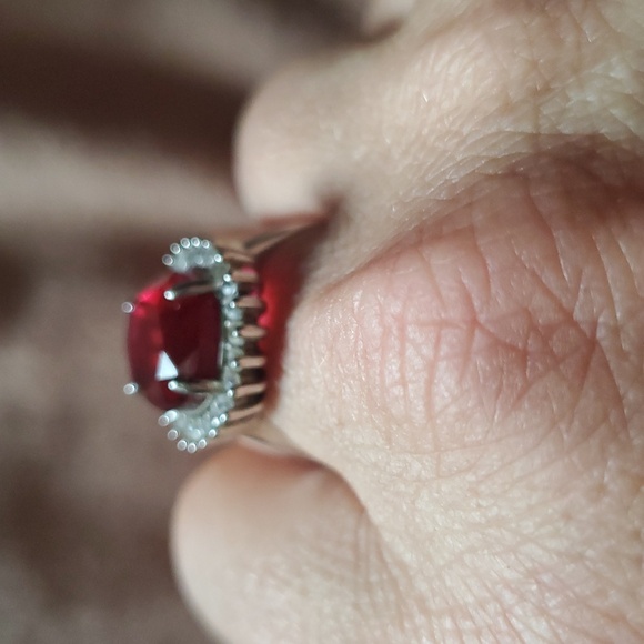 STERLING SILVER GARNET RING - Picture 3 of 5